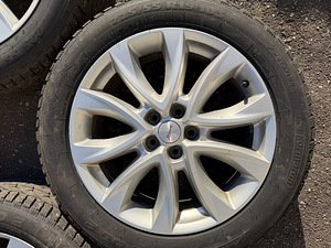 19" Mazda originaalveljed 5x114,3 + naastrehvid 225/55/19 (7 foto / 8)