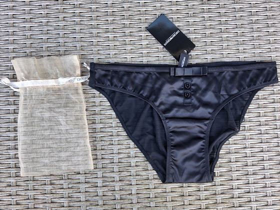 Uued Emporio Armani aluspüksid, suurus: S