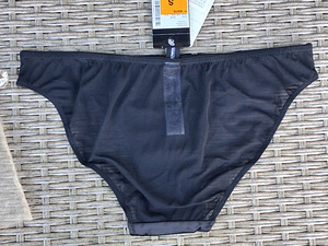 Новые трусы Emporio Armani, размер: S (3 фото из 5)