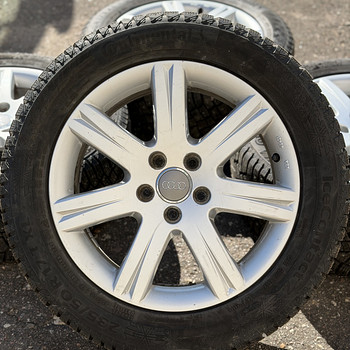 17" оригинальные диски Audi 5x112 + шипованные шины 235/50/17