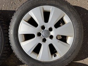 17" оригинальные диски Audi 5x112 + шипованные шины 225/55/17 (7 фото из 8)