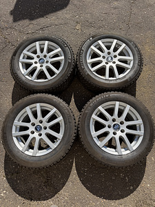 16" MSW veljed 5x114,3 + naastrehvid 205/60/16 + andurid (5 foto / 9)