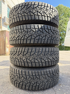 19" Volvo originaalveljed 5x108 + naastrehvid 215/65/16 (5 foto / 9)