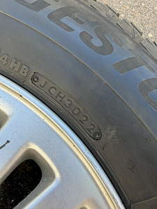 19" Volvo originaalveljed 5x108 + naastrehvid 215/65/16 (9 foto / 9)