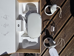 Oculus Quest 2 128GB VR-prillid + originaalkarp (3 foto / 4)