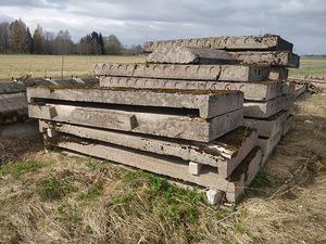 Betoonplokid ja -paneelid (2 foto / 10)