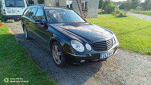 MB E320 avantgarde 2009 (2 фото из 9)