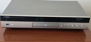 Yamaha BD-A1020 AVENTAGE blu-ray player (1 foto / 3)
