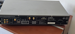 Yamaha BD-A1020 AVENTAGE blu-ray player (2 foto / 3)
