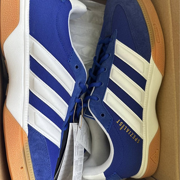 Продам кроссовки ADIDAS SPEZIALIST