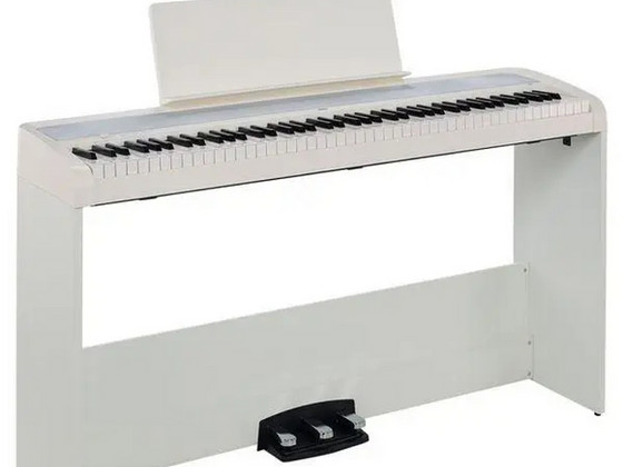 Korg B2