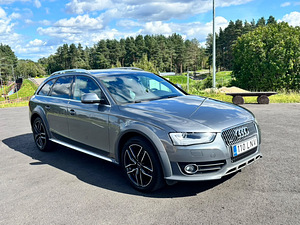 Audi A4 Allroad (5 фото из 7)