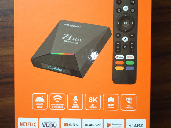 Smart tv konsool