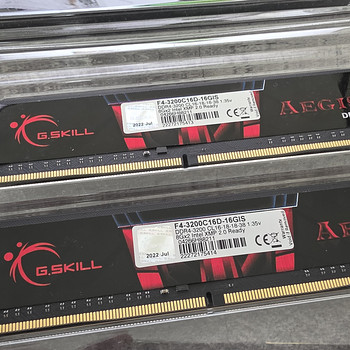 G.SKILL DDR4 3200 F4-3200C16D-16GIS