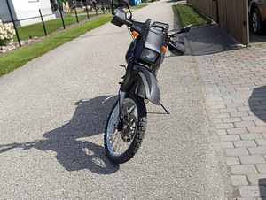 SUZUKI DR 650R 33KW 1991 (2 foto / 10)