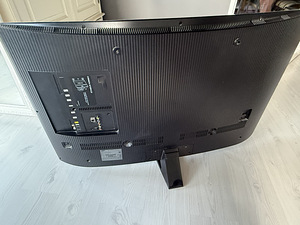 Телевизор Samsung (2 фото из 3)