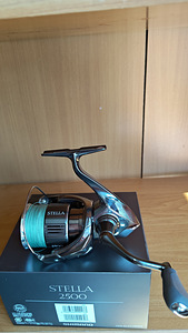 Спиннинговая катушка Shimano Stella 2500FK, не использовалась (4 фото из 5)