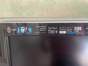 Телевизор PHILIPS (4 фото из 7)