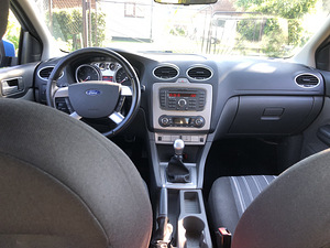 FORD FOCUS хэтчбек 2010 (4 фото из 11)