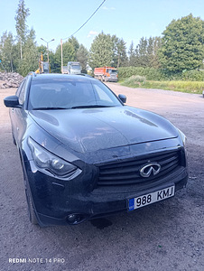 Infinty fx37 3.7 235kw LPG (1 foto / 7)