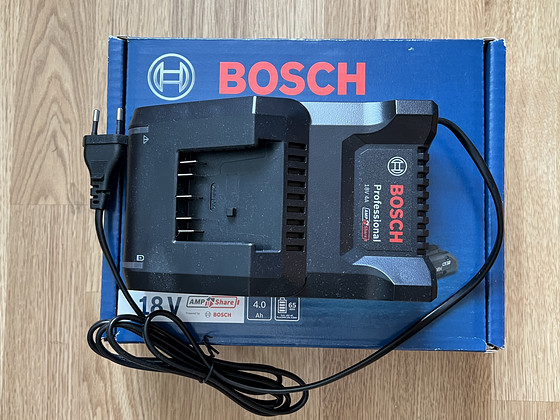 Bosch Kiirlaadija GAL 18V-40; 14,4-18 V