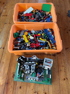 Lego konstruktorid 2 kasti (1 foto / 2)