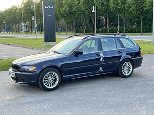 BMW 320D (1 foto / 10)