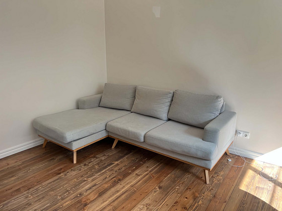 Kolmekohaline diivan