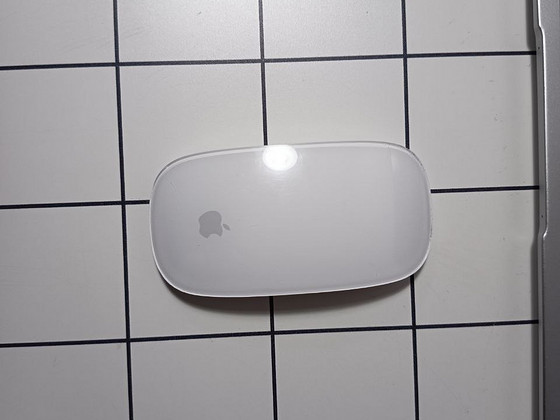 Magic Mouse a1657 (Lightning)
