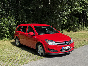 Opel Astra H Family (1 foto / 7)