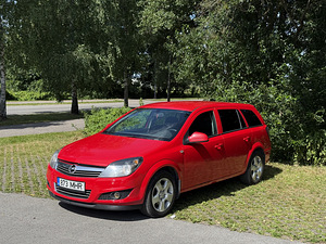 Opel Astra H Family (2 foto / 7)