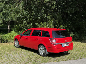Opel Astra H Family (4 foto / 7)