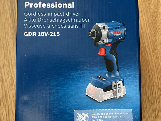 Bosch Professional ударный шуруповёрт GDR 18V-215