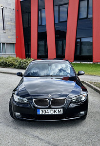 BMW e93 330 (3 фото из 13)