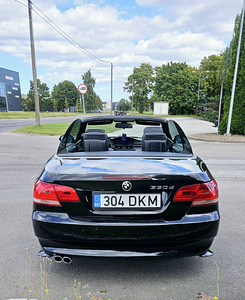 BMW e93 330 (12 фото из 13)