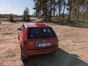 Ford Fiesta (8 foto / 14)