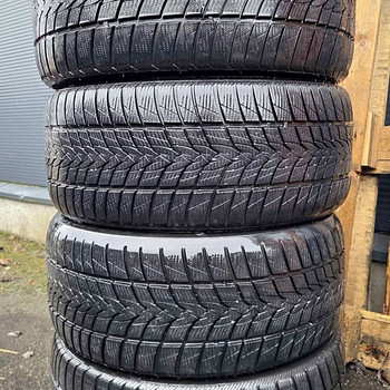 245/40/18