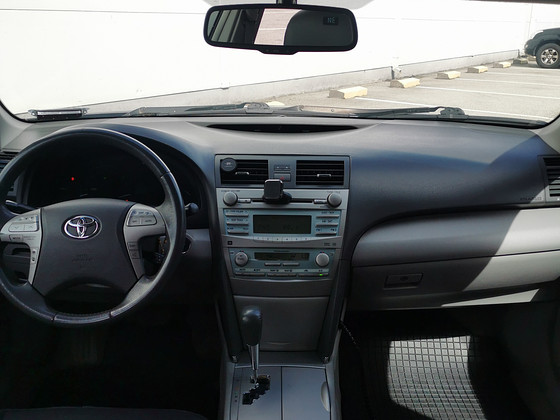 Toyota Camry v40