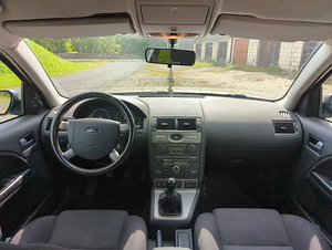 Ford Mondeo Turnier 2.0 107kw (10 foto / 15)