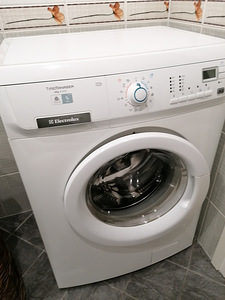Pesumasin Electrolux EWS 126410 W (1 foto / 3)