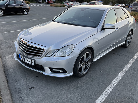 Mersedes-benz E220