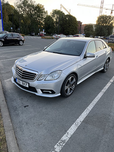 Mercedes-Benz E220 (1 фото из 15)