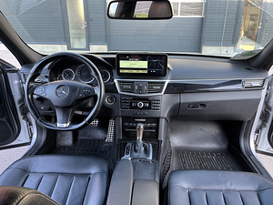 Mercedes-Benz E220 (5 фото из 15)