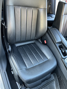 Mercedes-Benz E220 (7 фото из 15)