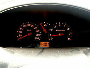 Nissan micra (10 foto / 15)