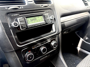 Volkswagen golf 6 (9 foto / 15)