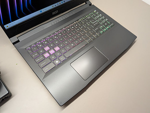 Msi Katana 15 (i7-13700H/16GB/1TB/RTX4070/15.6" 144HZ) (3 foto / 5)