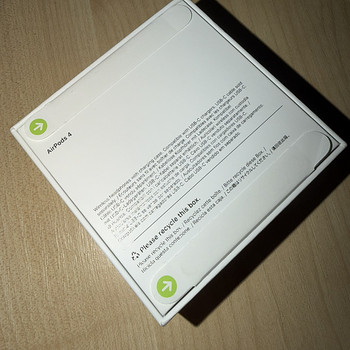 AirPods 4 (without ANC)