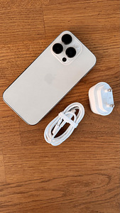iPhone 14 Pro 128GB Gold, идеальный , аку 86% (1 фото из 2)
