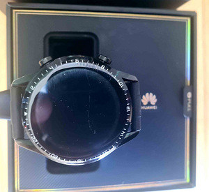 Умные часы Huawei GT2 (3 фото из 3)